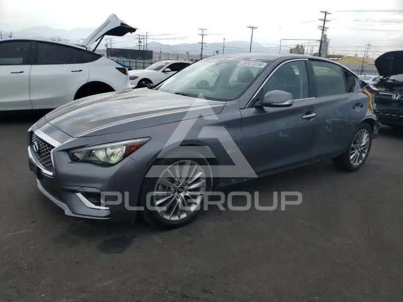 2018 Infinity Q50 фото