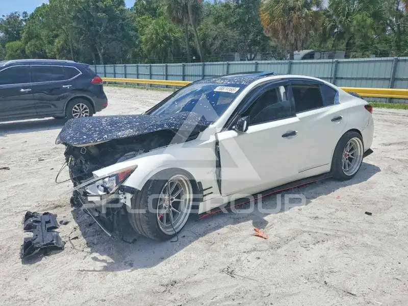 2018 Infinity Q50 фото