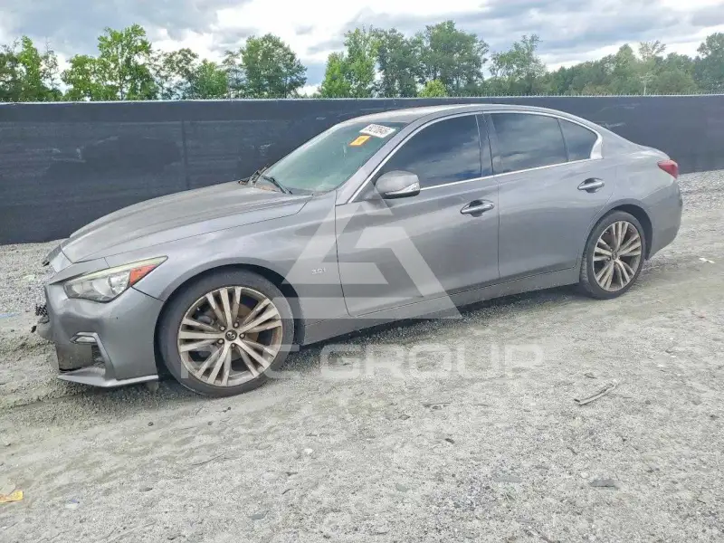 2018 Infinity Q50 photo