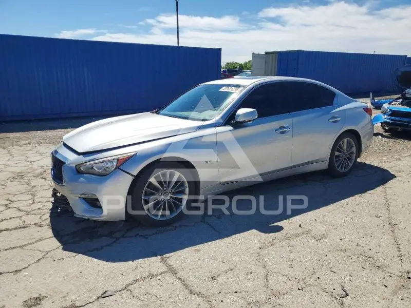 2018 Infinity Q50 фото