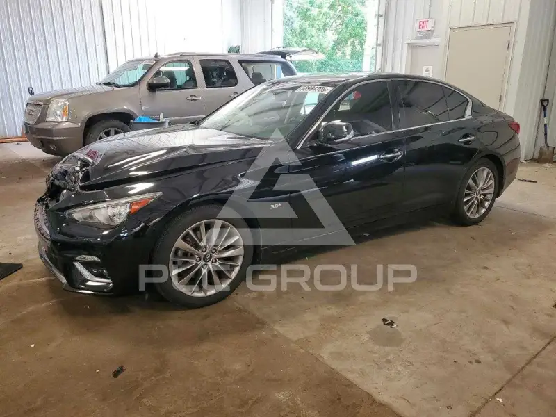 2018 Infinity Q50 фото