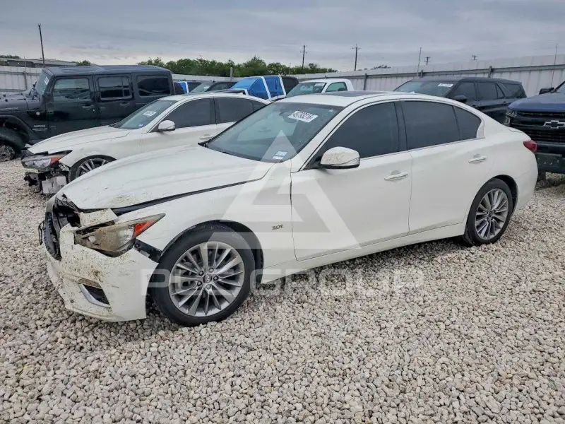 2018 Infinity Q50 фото