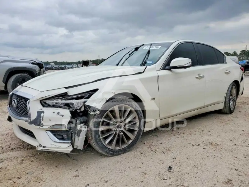 2018 Infinity Q50 photo