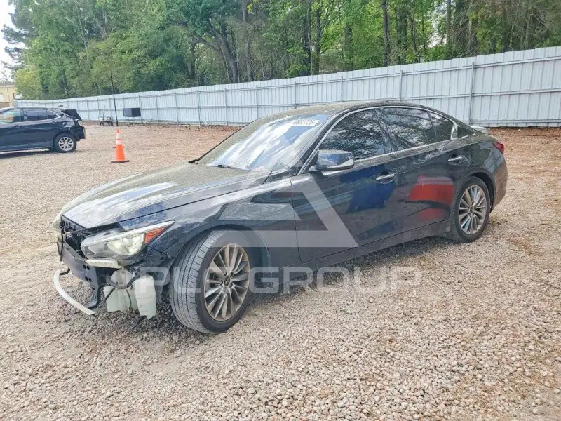 2018 Infinity Q50 фото