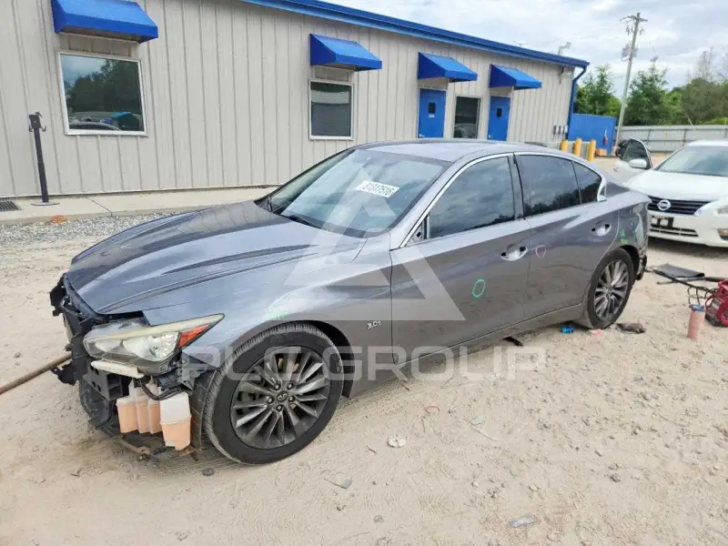 2018 Infinity Q50 photo
