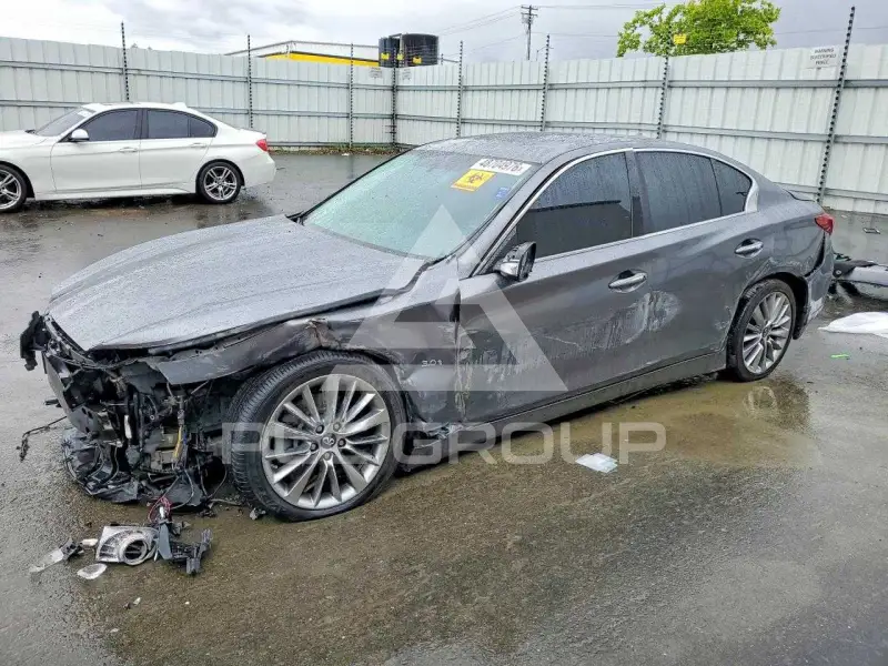 2018 Infinity Q50 фото