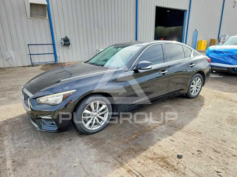 2018 Infinity Q50 photo