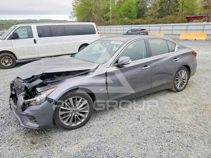 2018 Infinity Q50 фото