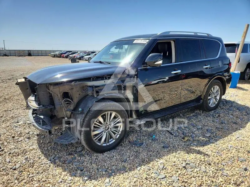2018 Infinity QX80 photo