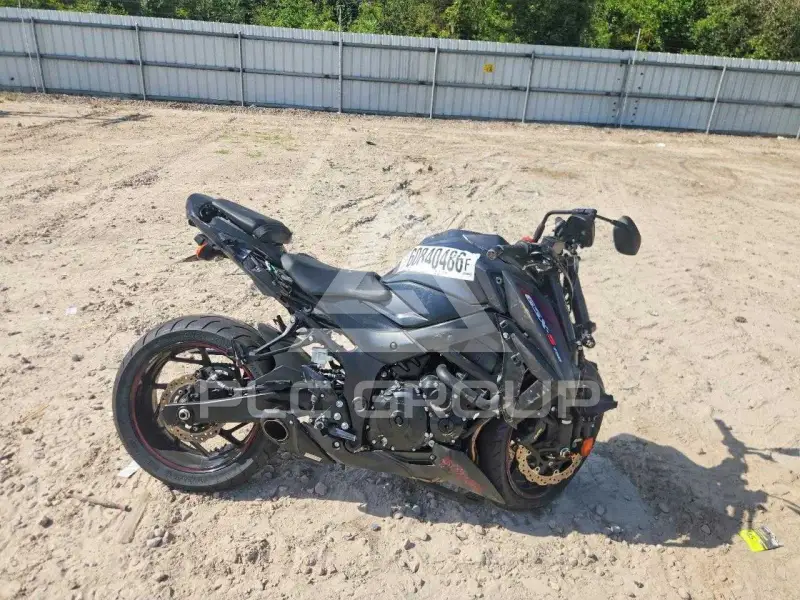 2018 Suzuki GSX-R750 photo