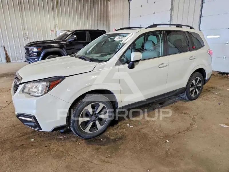 2018 Subaru Forester photo
