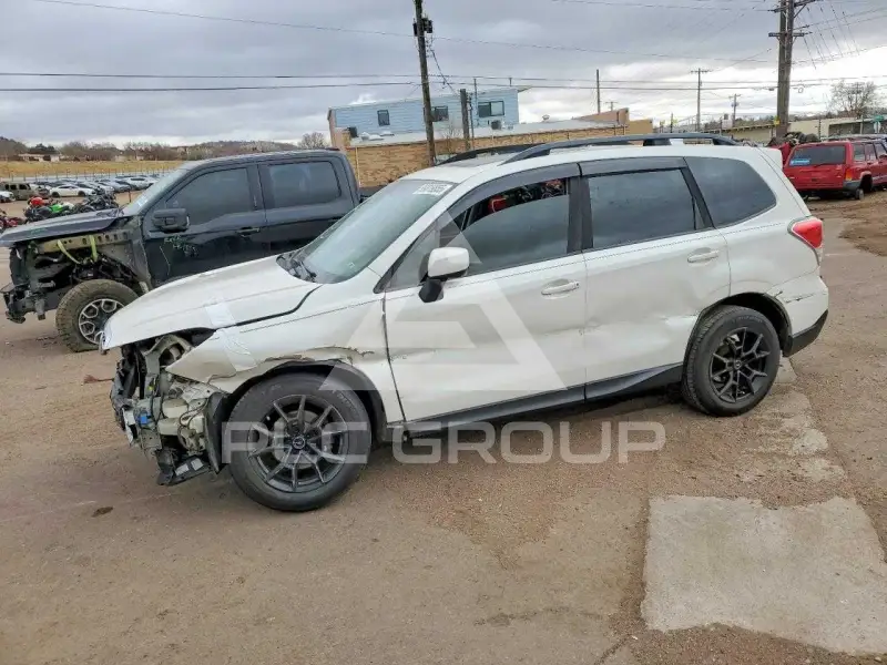 2018 Subaru Forester photo