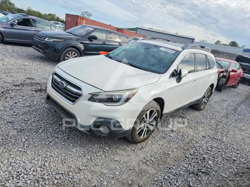 2018 Subaru Outback photo