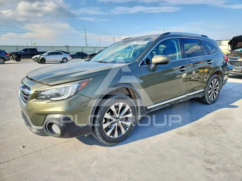 2018 Subaru Outback photo