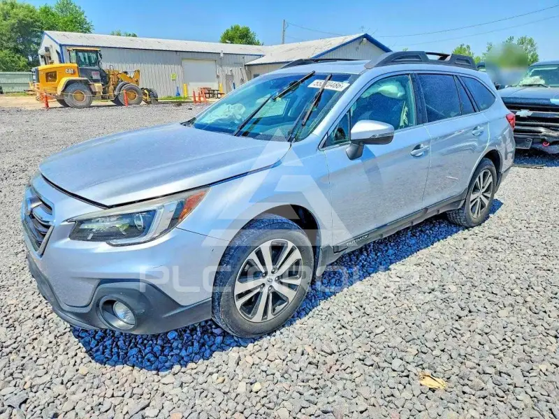 2018 Subaru Outback photo