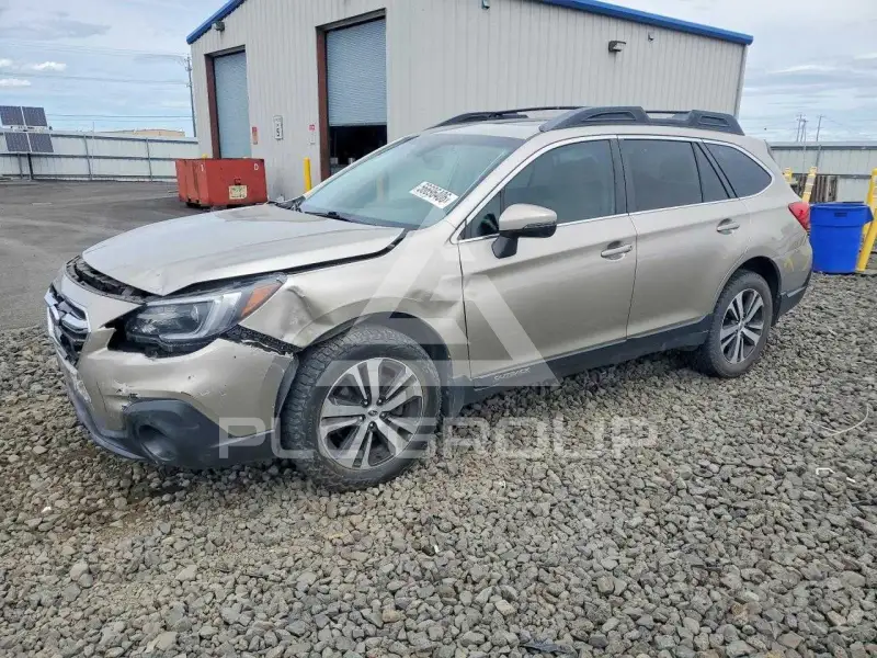 2018 Subaru Outback photo