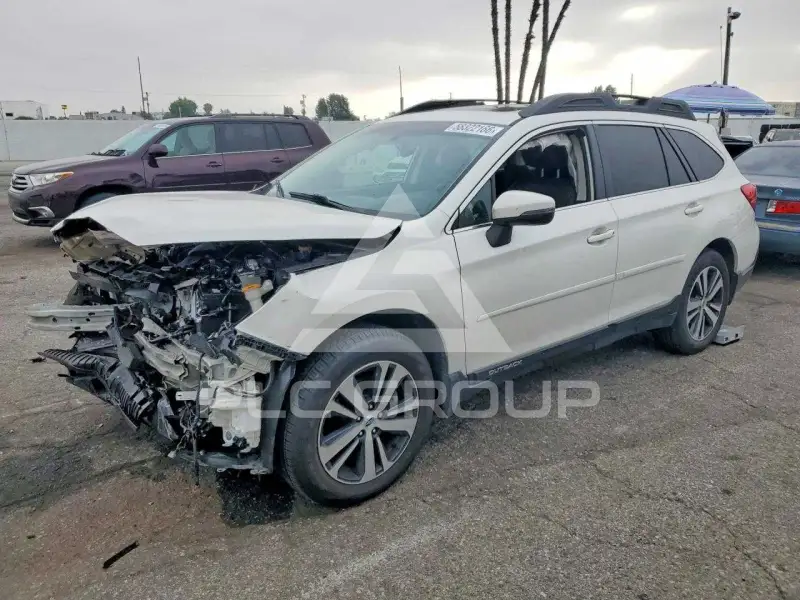 2018 Subaru Outback photo