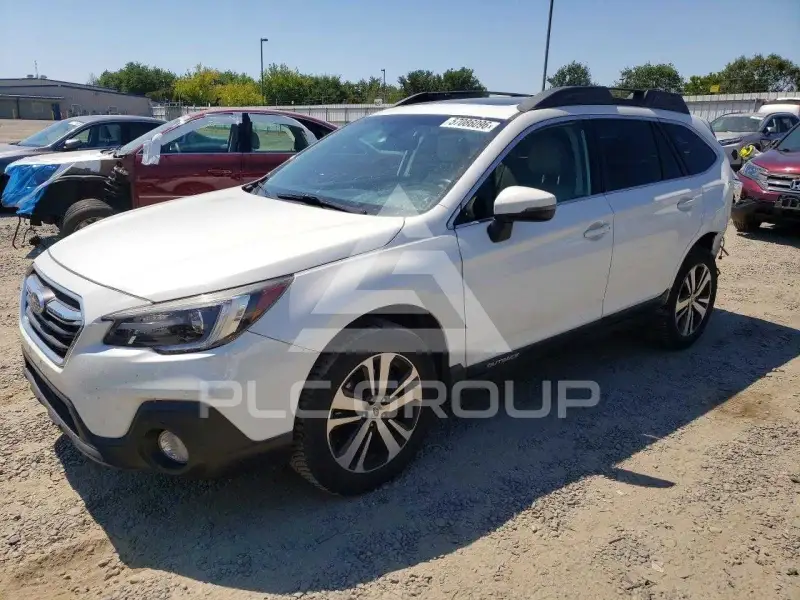 2018 Subaru Outback photo