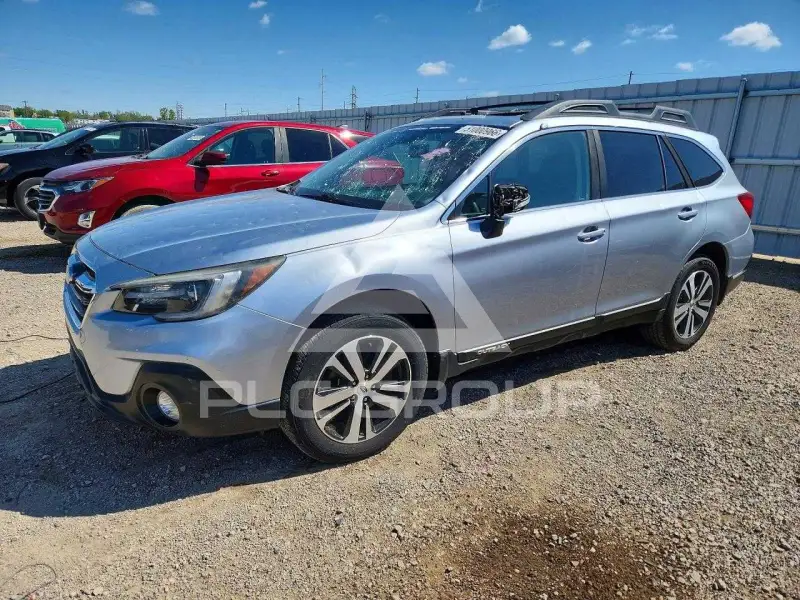 2018 Subaru Outback photo