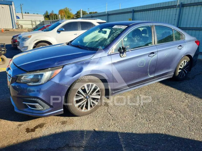 2018 Subaru Legacy photo