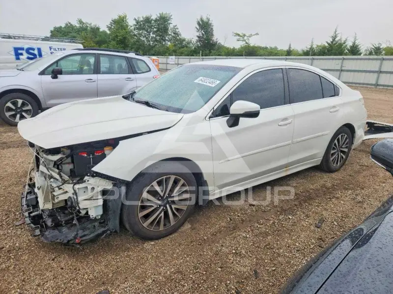 2018 Subaru Legacy photo