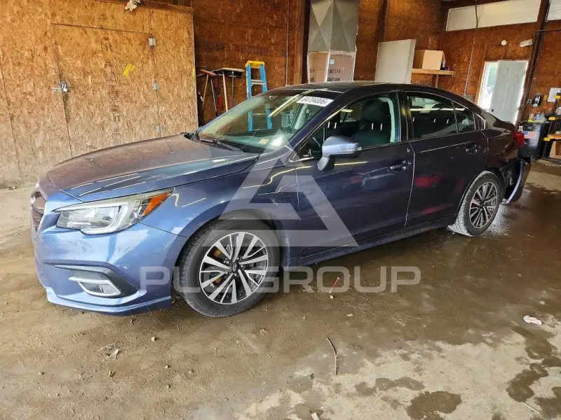 2018 Subaru Legacy photo