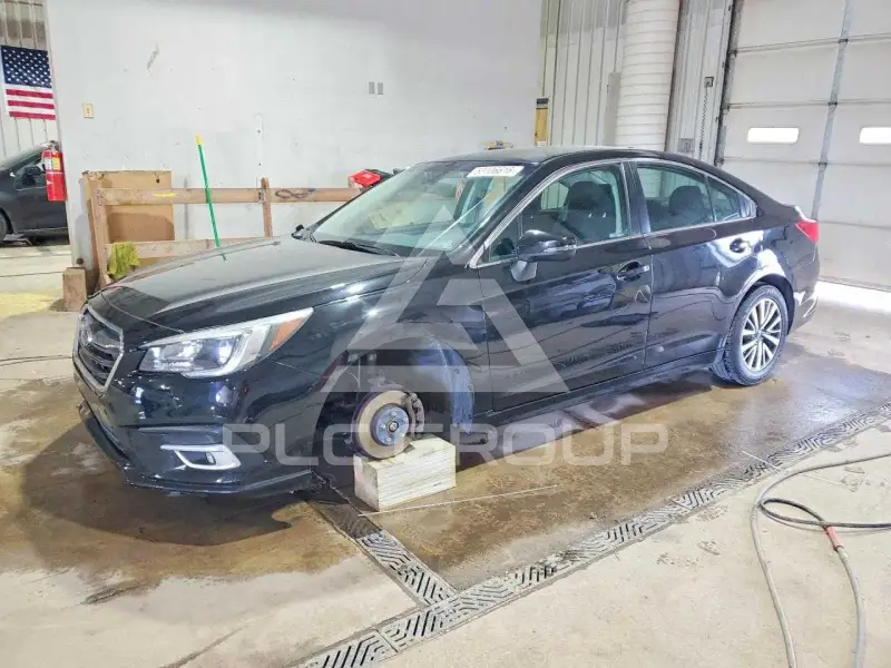 2018 Subaru Legacy photo