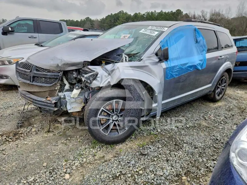 2018 Dodge JOURNEY photo