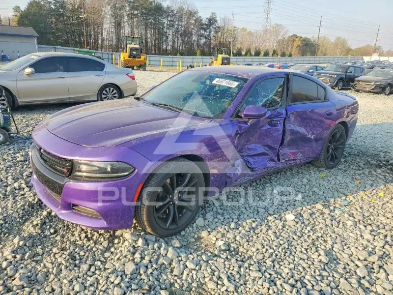 2018 Dodge CHARGER photo