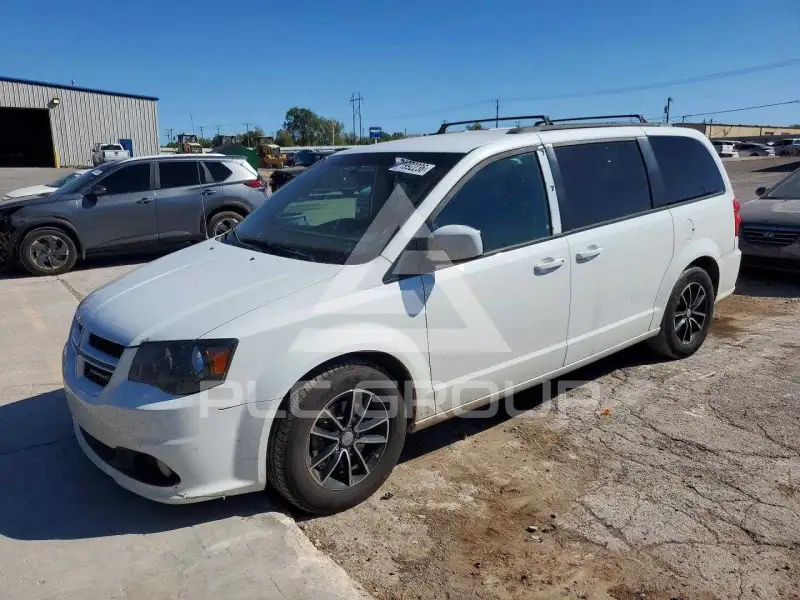 2018 Dodge CARAVAN фото
