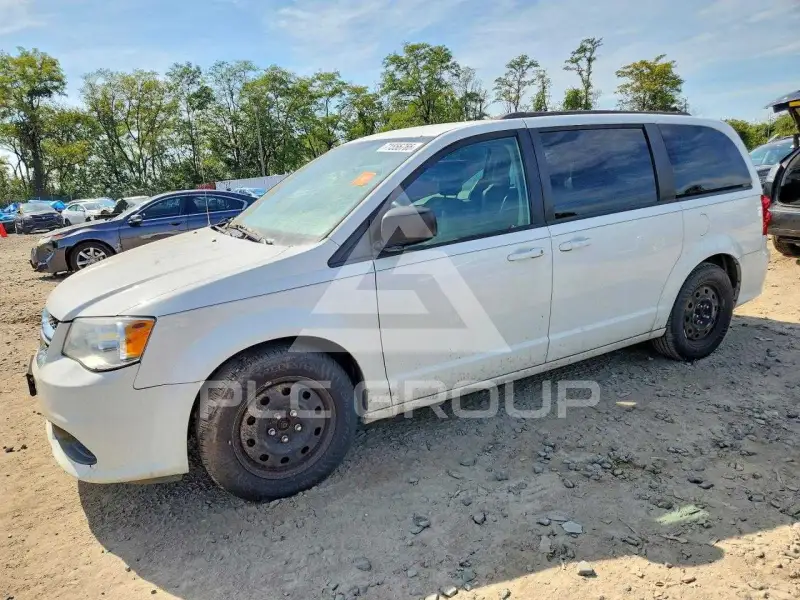 2018 Dodge CARAVAN фото