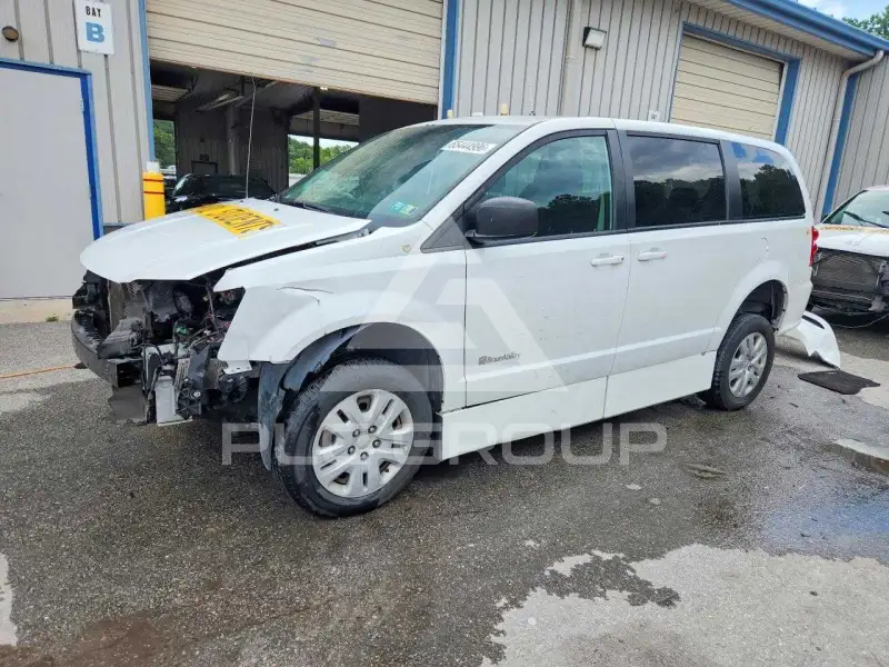 2018 Dodge CARAVAN фото