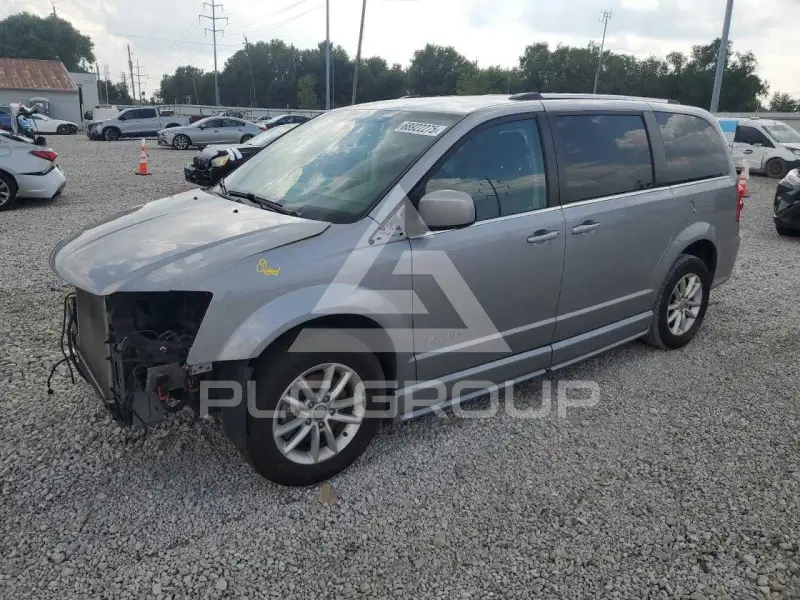 2018 Dodge CARAVAN фото
