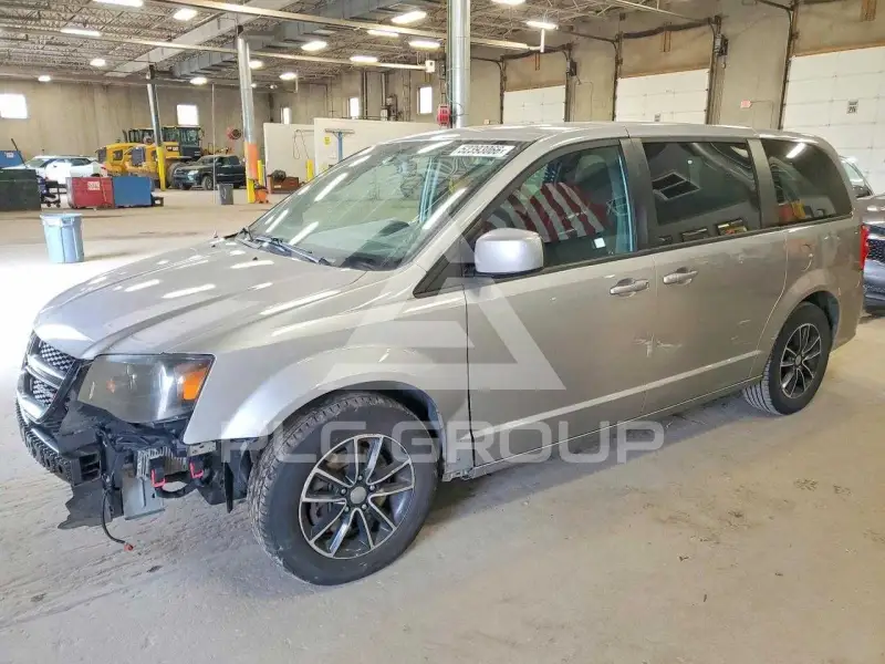 2018 Dodge CARAVAN фото