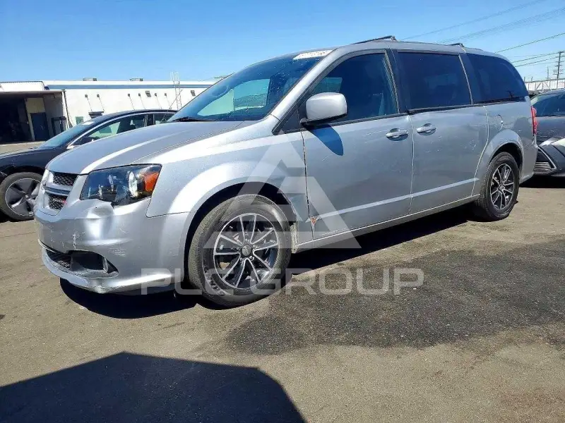 2018 Dodge CARAVAN фото