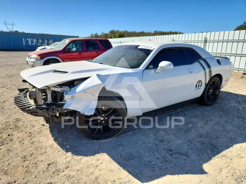 2018 Dodge CHALLENGER фото