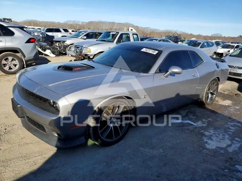2018 Dodge CHALLENGER фото