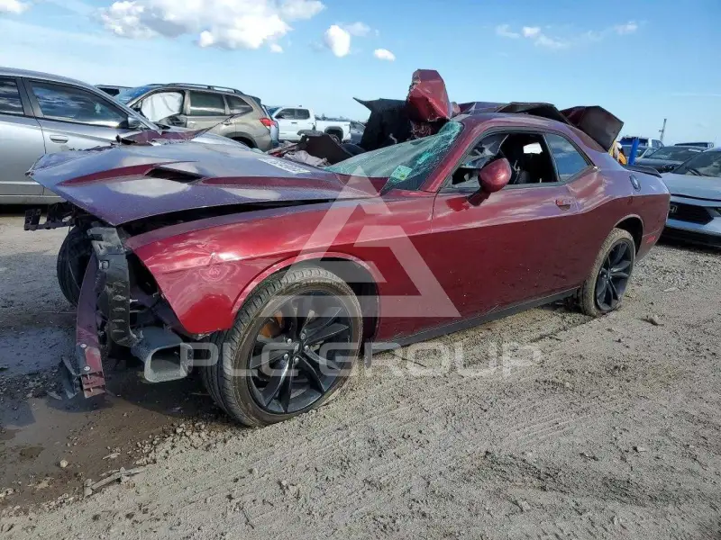 2018 Dodge CHALLENGER фото