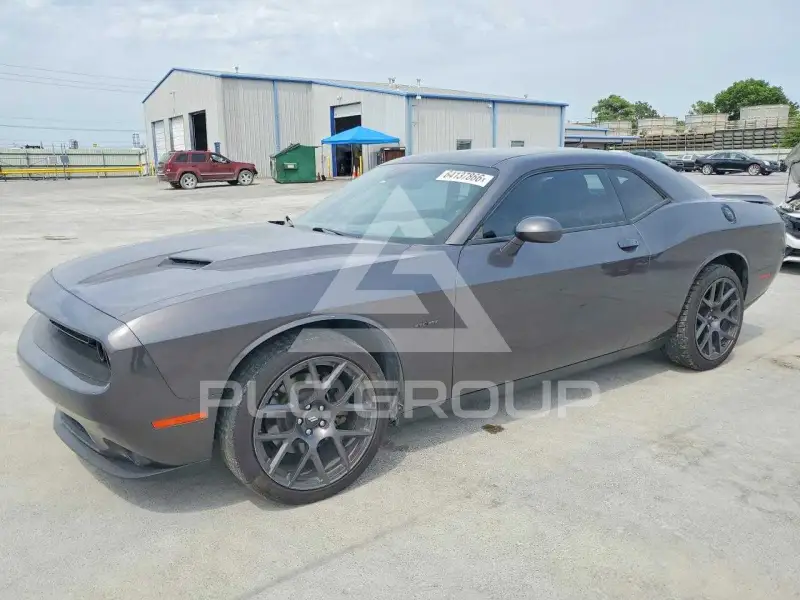 2018 Dodge CHALLENGER фото