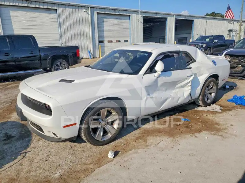 2018 Dodge CHALLENGER photo