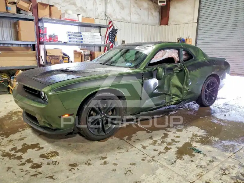 2018 Dodge CHALLENGER photo
