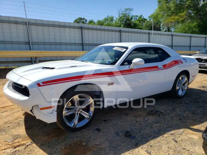 2018 Dodge CHALLENGER photo