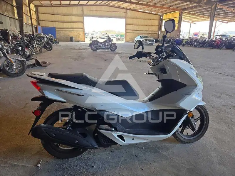 2018 Honda PCX photo