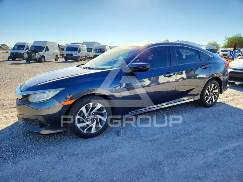 2018 Honda CIVIC фото