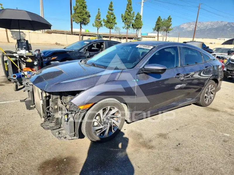 2018 Honda CIVIC фото