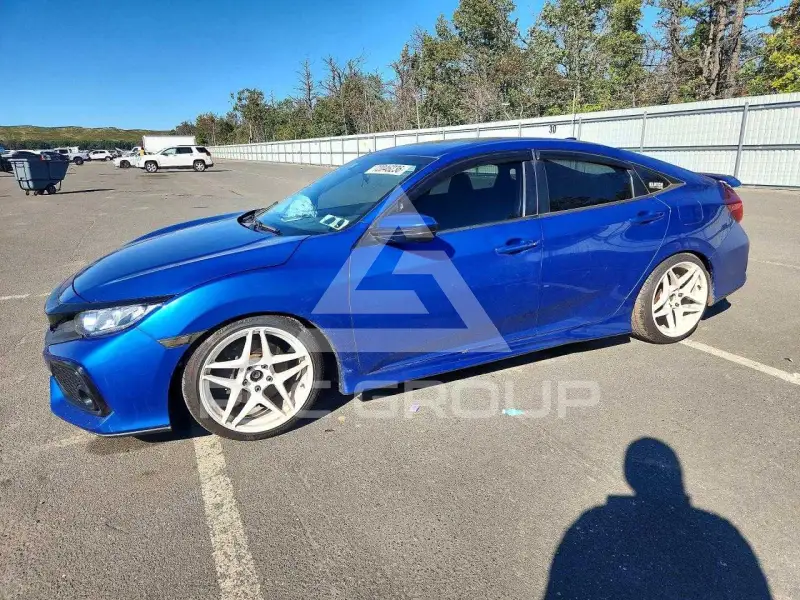 2018 Honda CIVIC фото