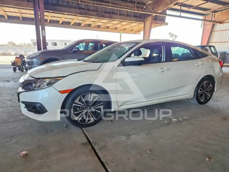 2018 Honda CIVIC photo