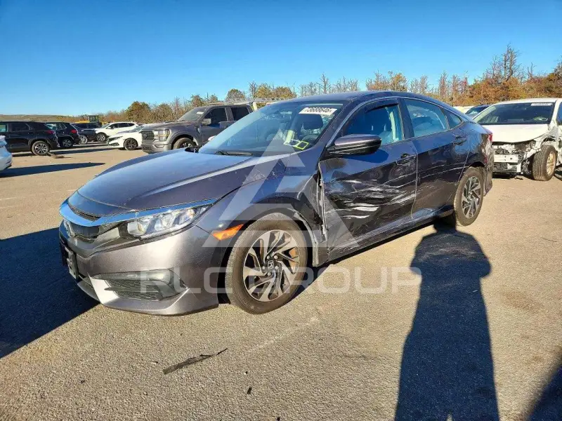 2018 Honda CIVIC photo