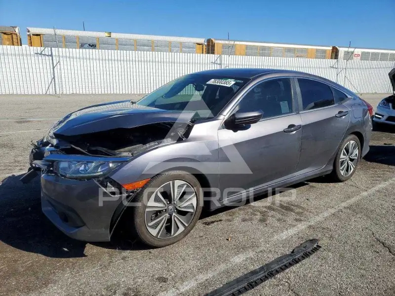 2018 Honda CIVIC фото