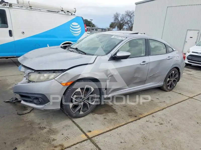 2018 Honda CIVIC photo